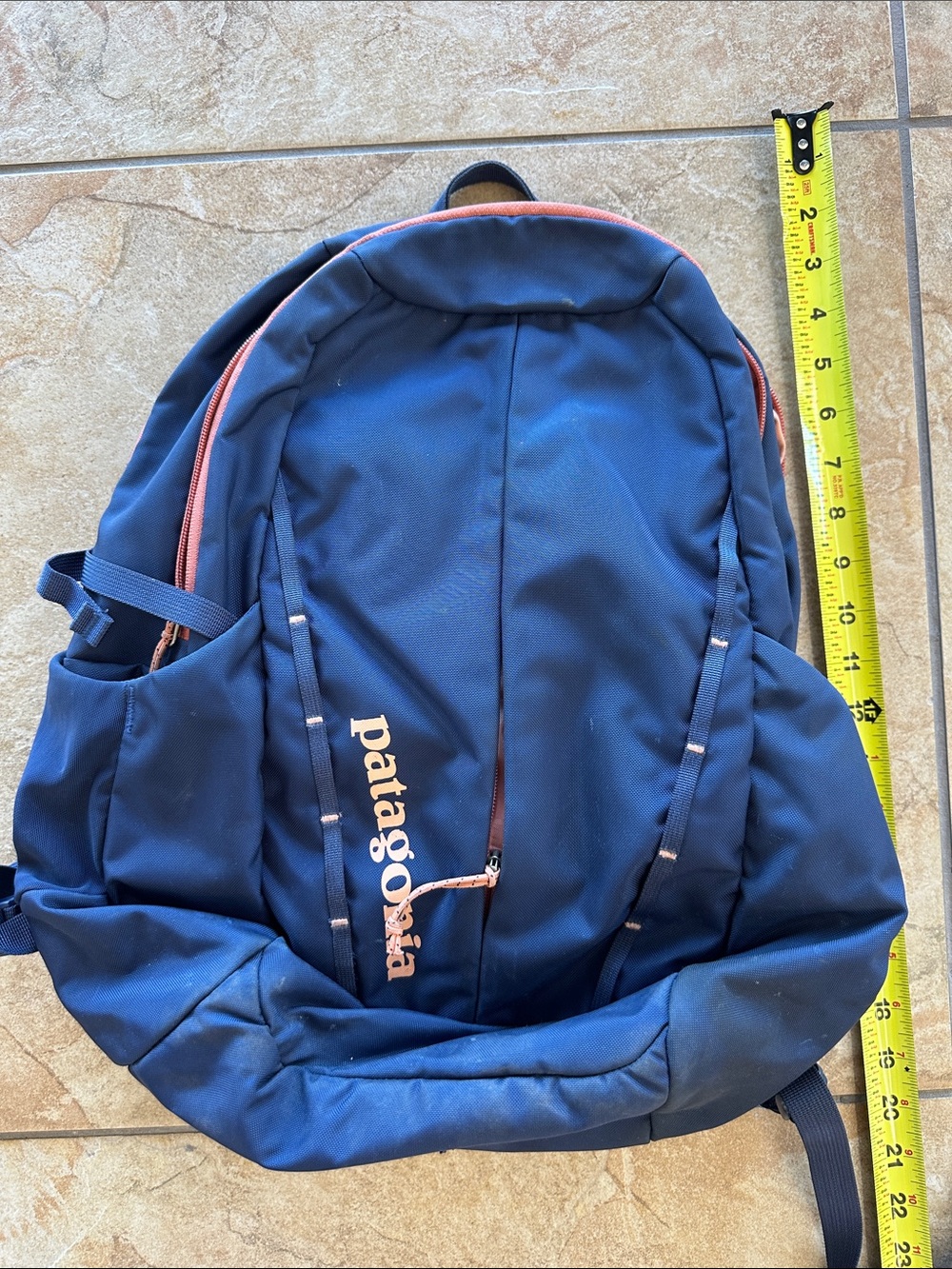 Patagonia Refugio pack 26l navy blue backpack with burnt orange accents